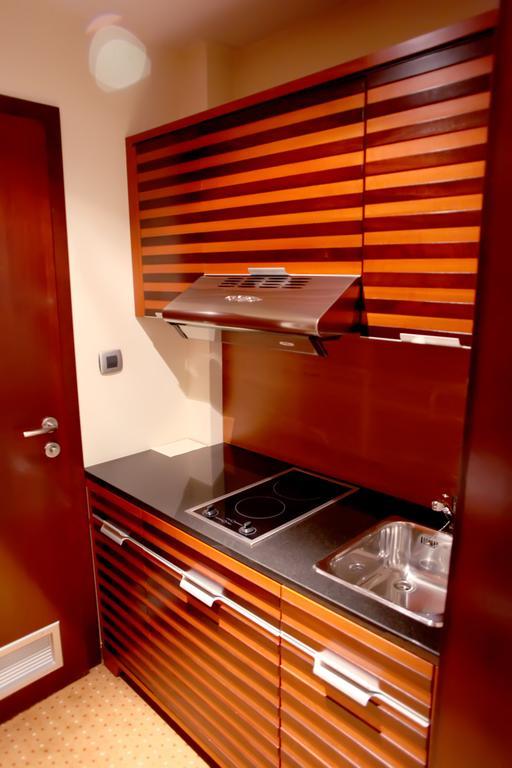 Aparthotel Premier Podgorica Rum bild