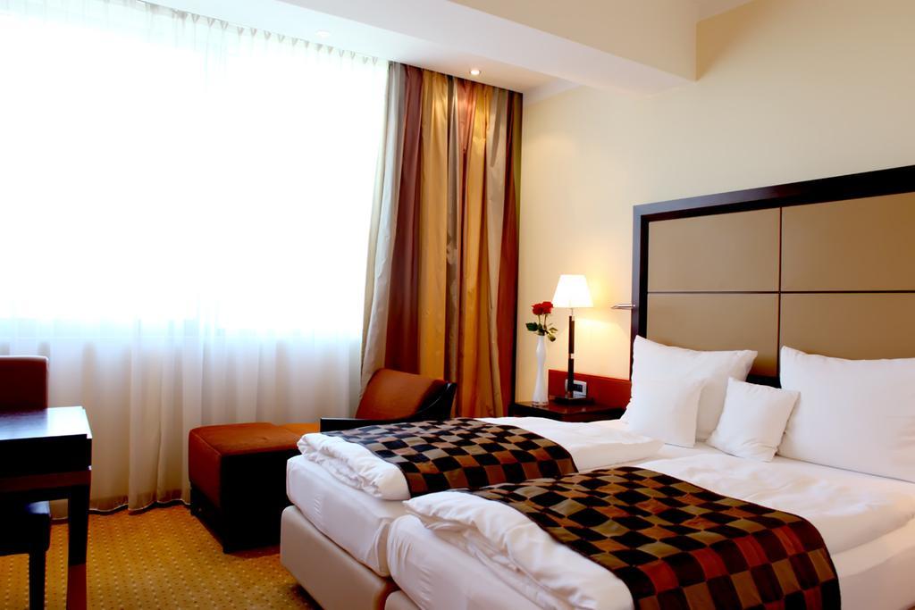 Aparthotel Premier Podgorica Rum bild