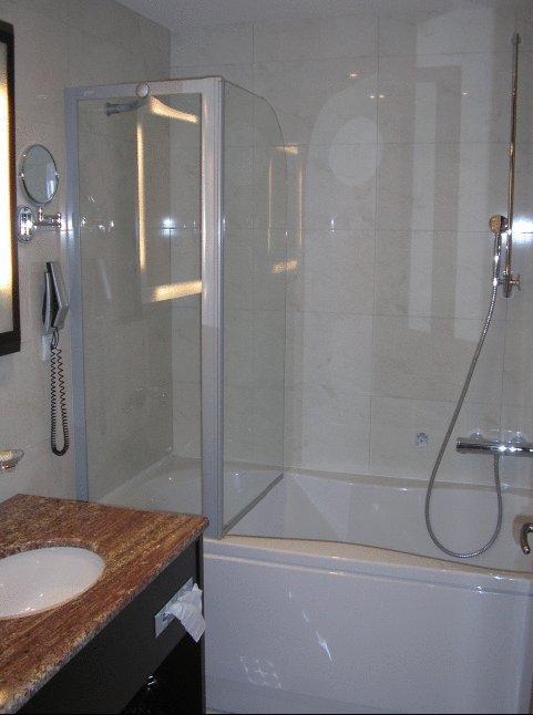 Aparthotel Premier Podgorica Rum bild